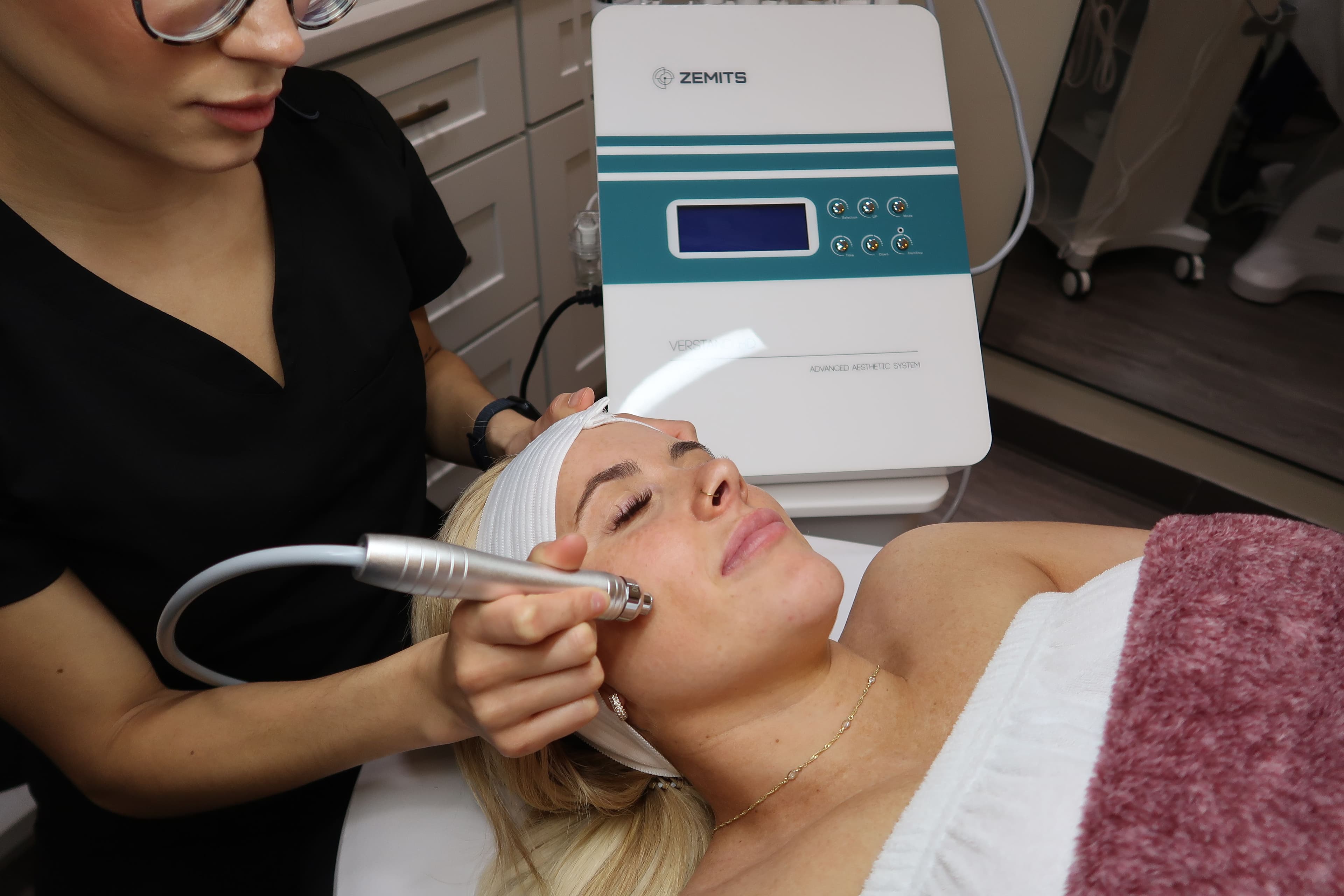 Hydro Glow Facial in Charlotte, NC - Reveal Hydrated Skin