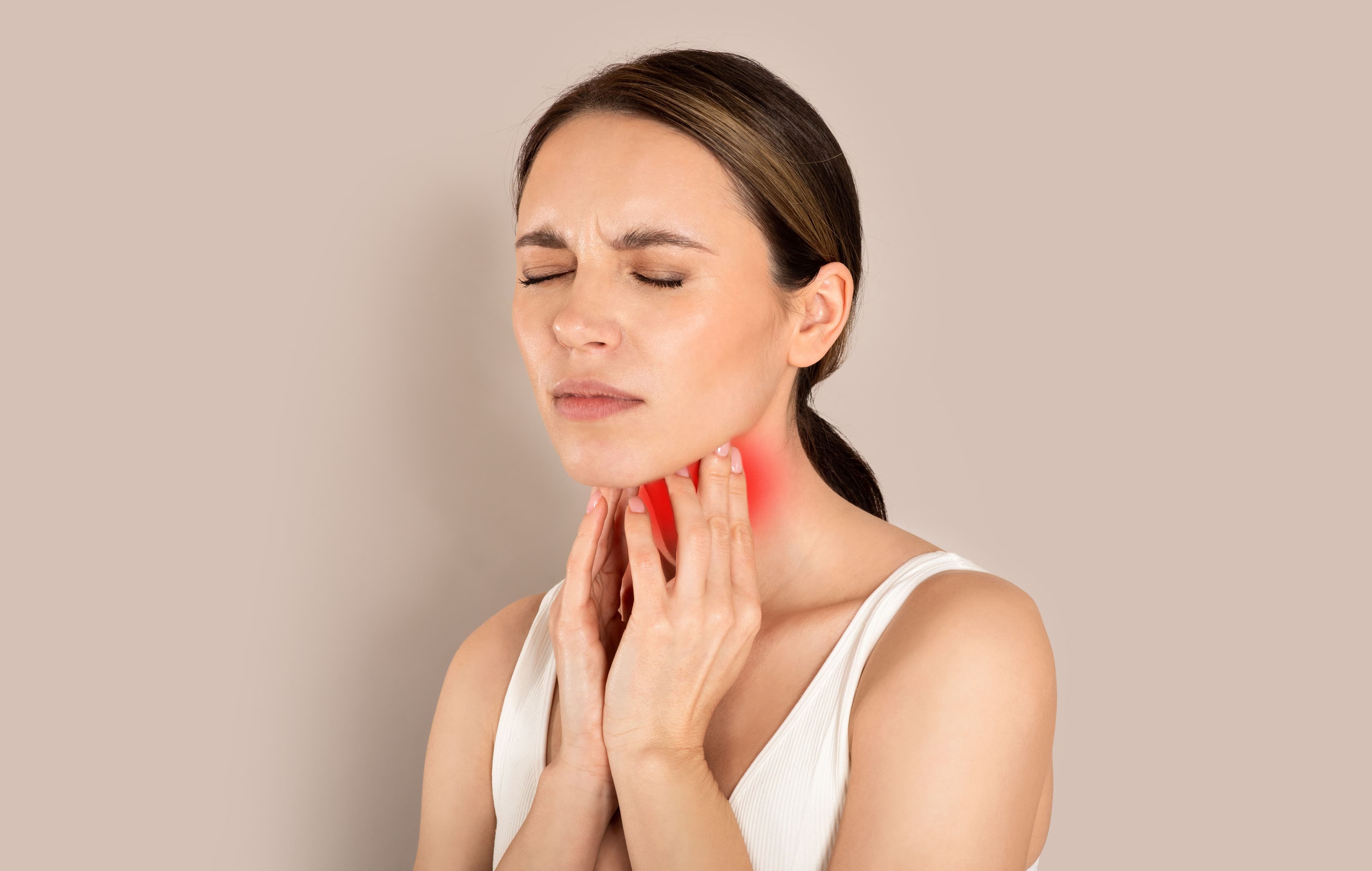 thyroid symptoms, hypothyroidism, hyperthyroidism, TSH blood test, Hashimoto disease, thyroid imbalance, TSH levels, thyroid health, thyroid hormones